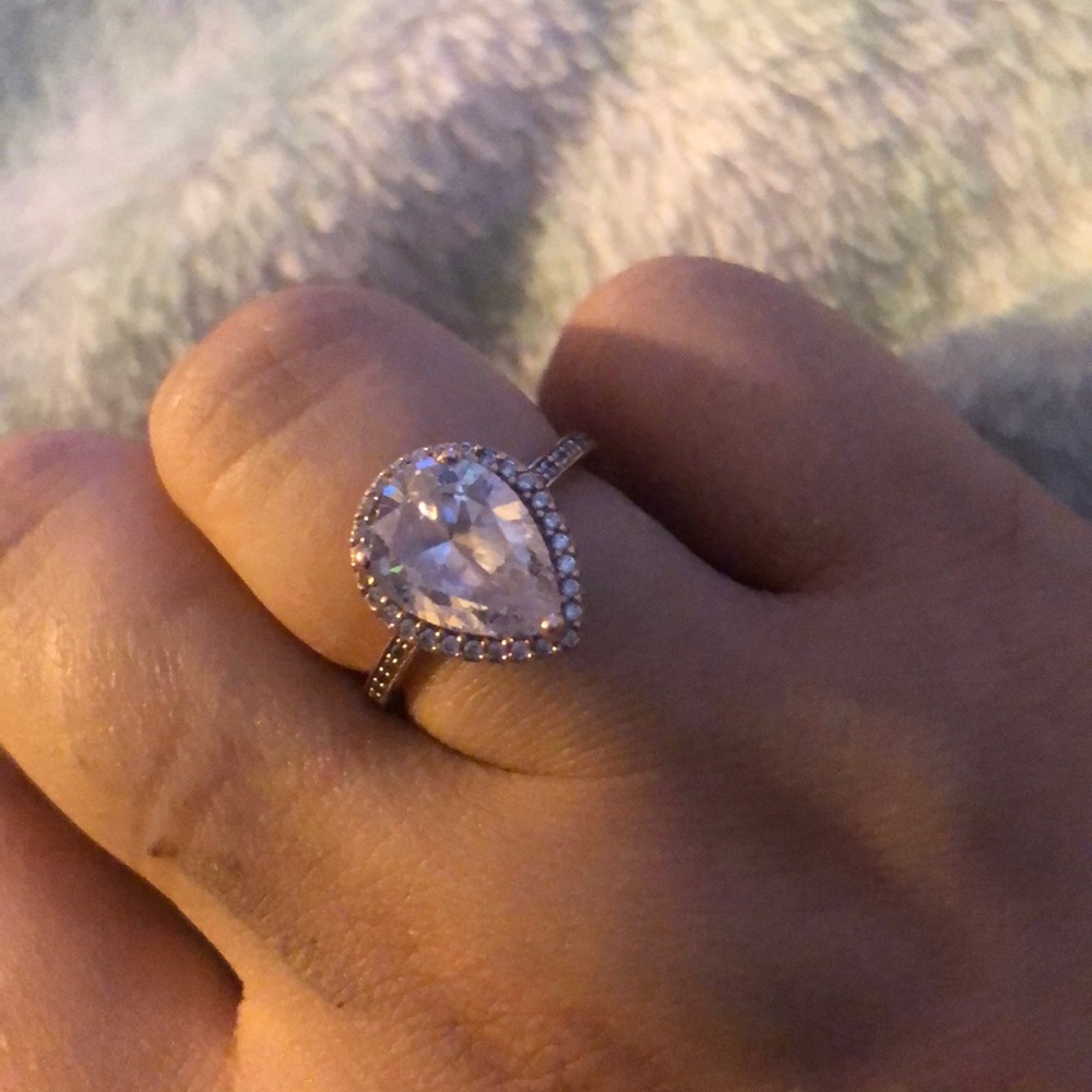 Pandora pear shape ring
